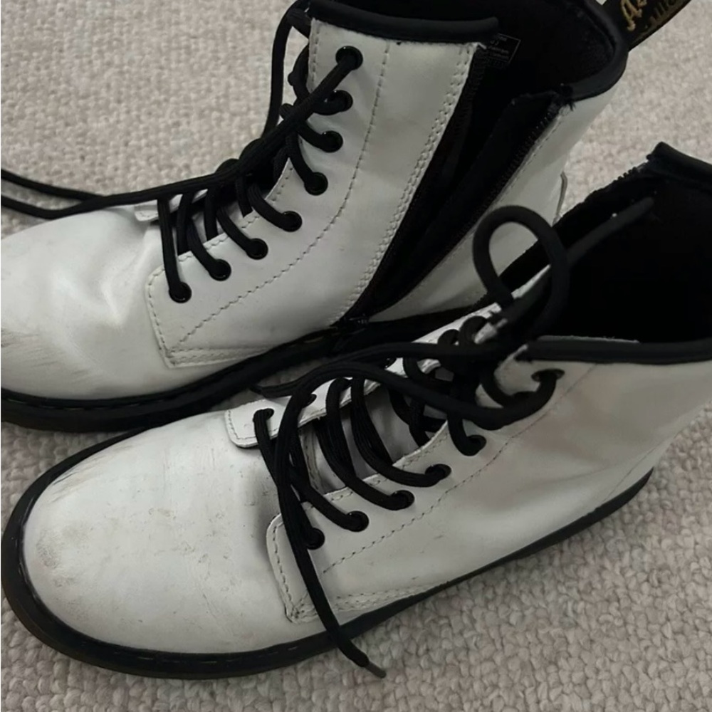 Doc Martins Size 5